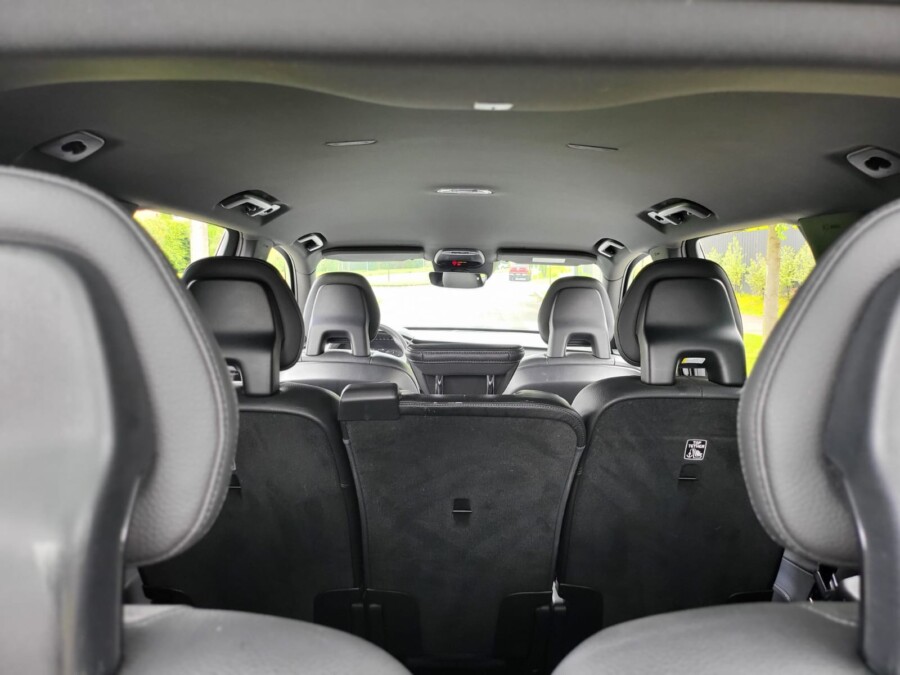 
								Volvo XC90 full									