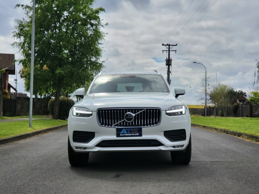 
								Volvo XC90 full									