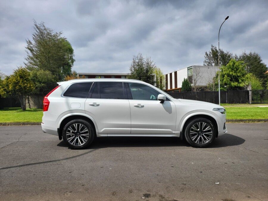 
								Volvo XC90 full									
