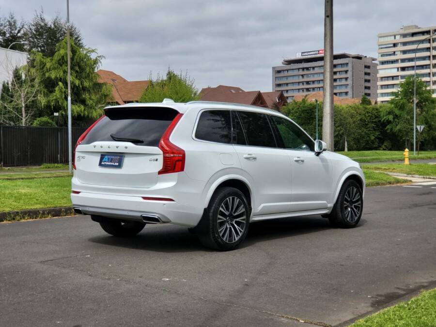 
								Volvo XC90 full									