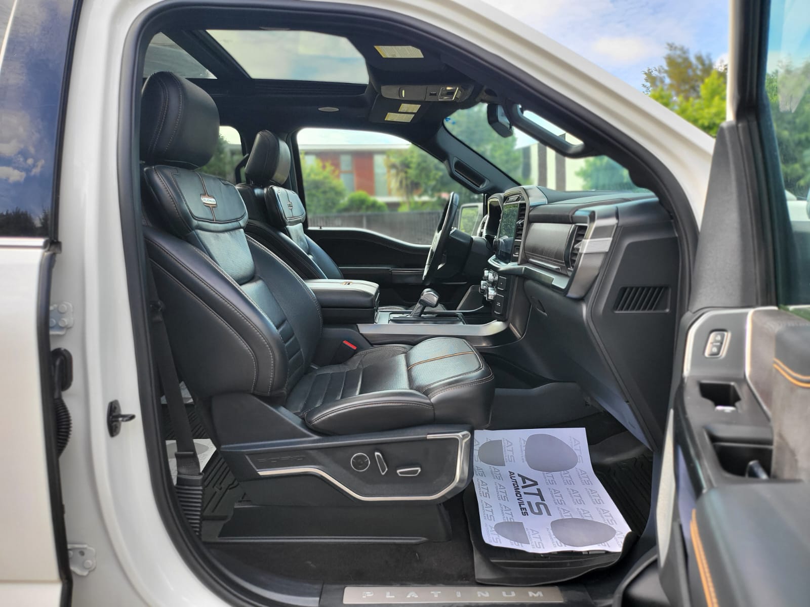 
								Ford F150 Platinum full									