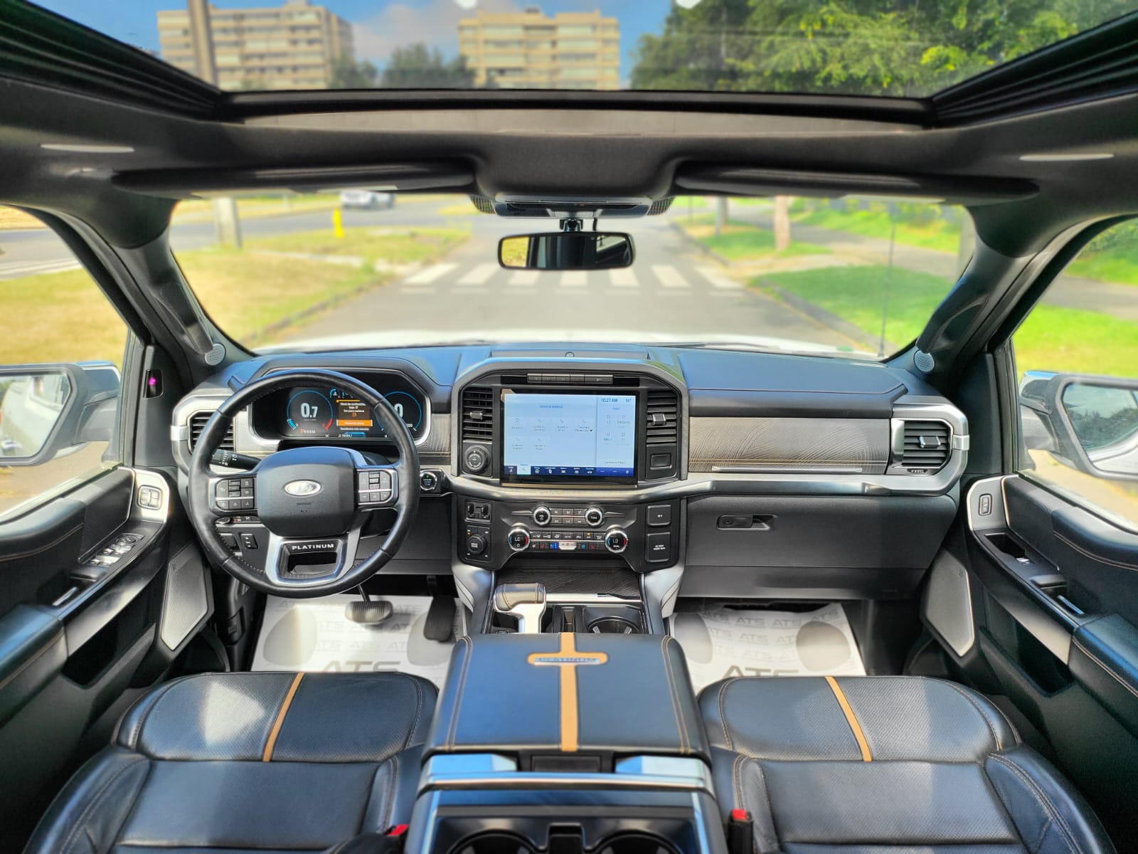 
								Ford F150 Platinum full									