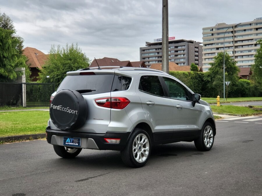 
								Ford Ecosport Titanium full									