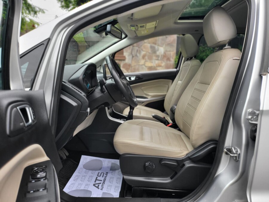 
								Ford Ecosport Titanium full									