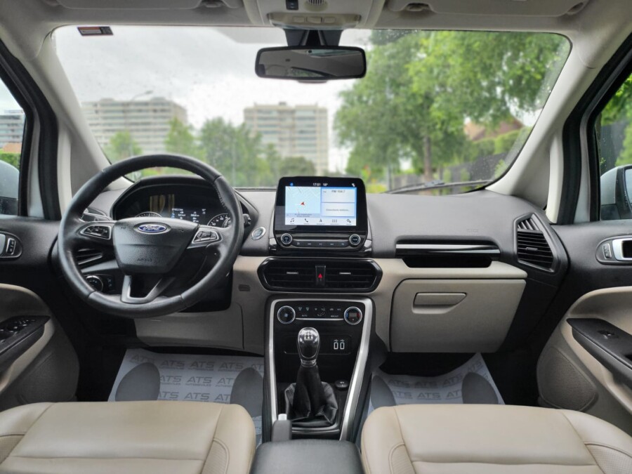 
								Ford Ecosport Titanium full									