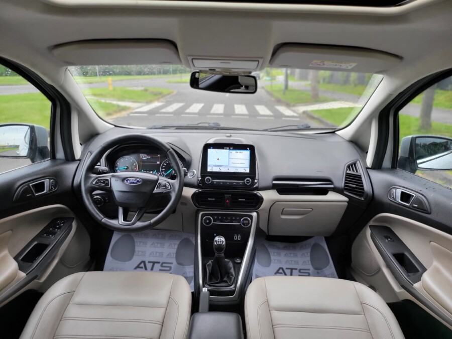 
								Ford Ecosport Titanium full									