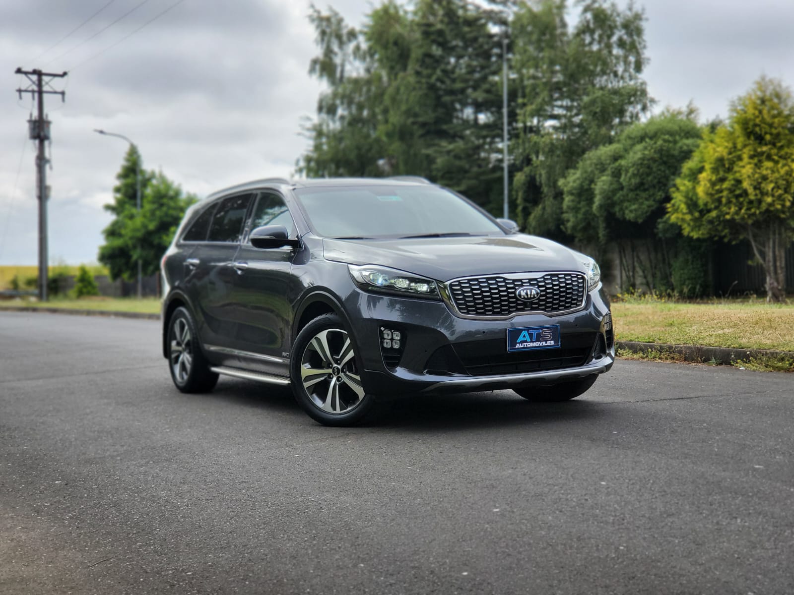 
								KIA SORENTO GTL AWD full									
