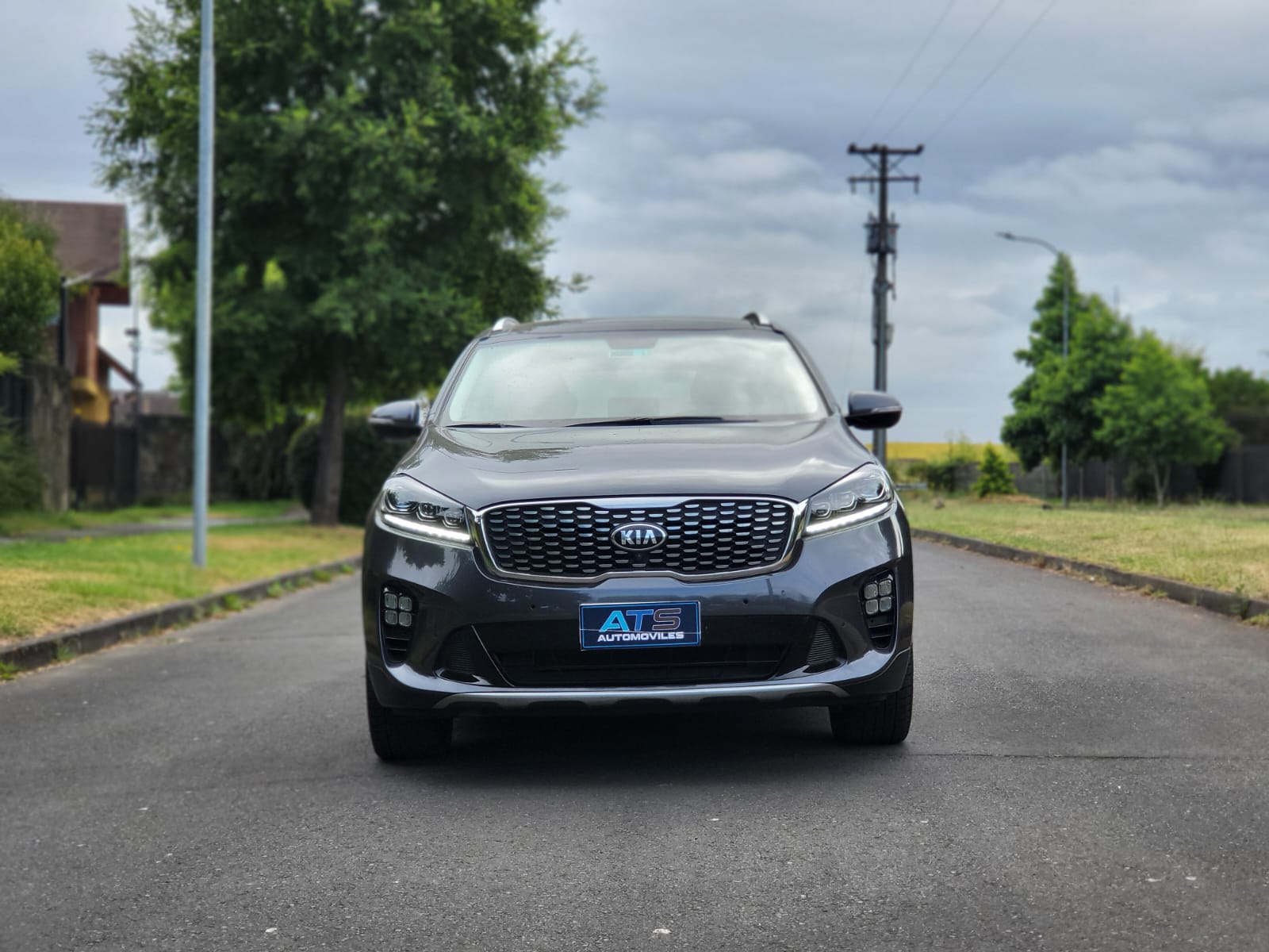 
								KIA SORENTO GTL AWD full									