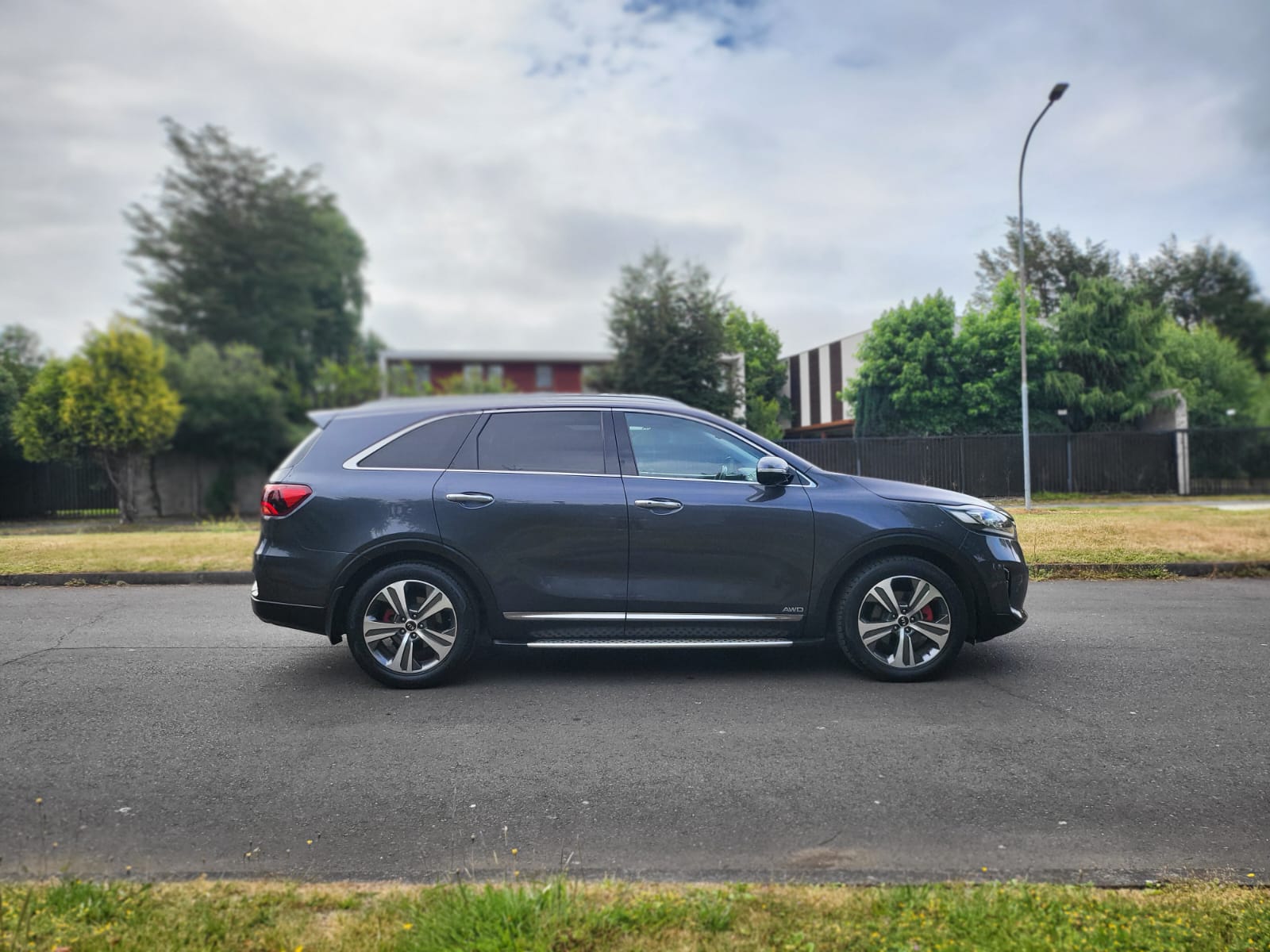 
								KIA SORENTO GTL AWD full									