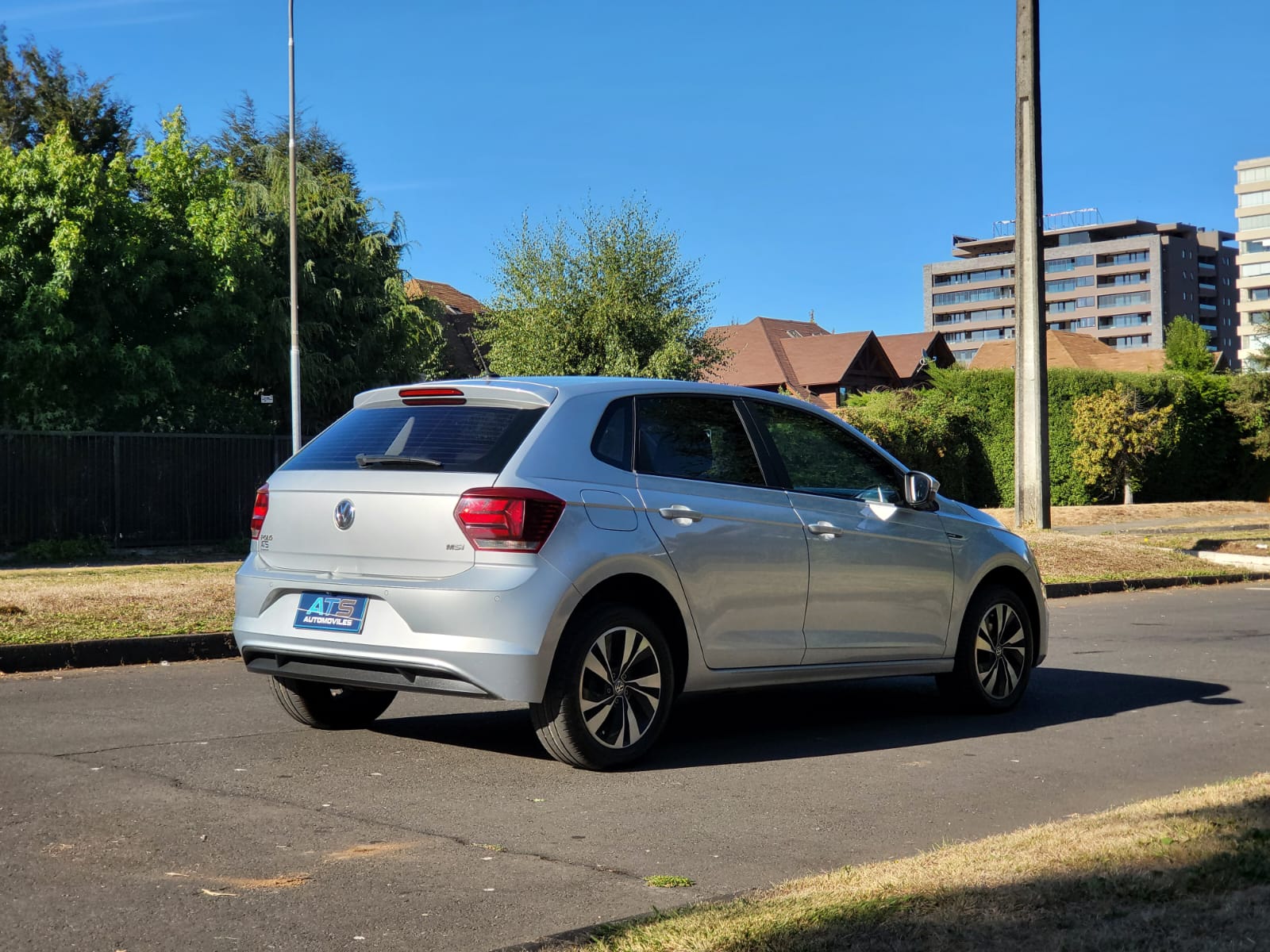 
								VOLKSWAGEN POLO HB OTTO full									