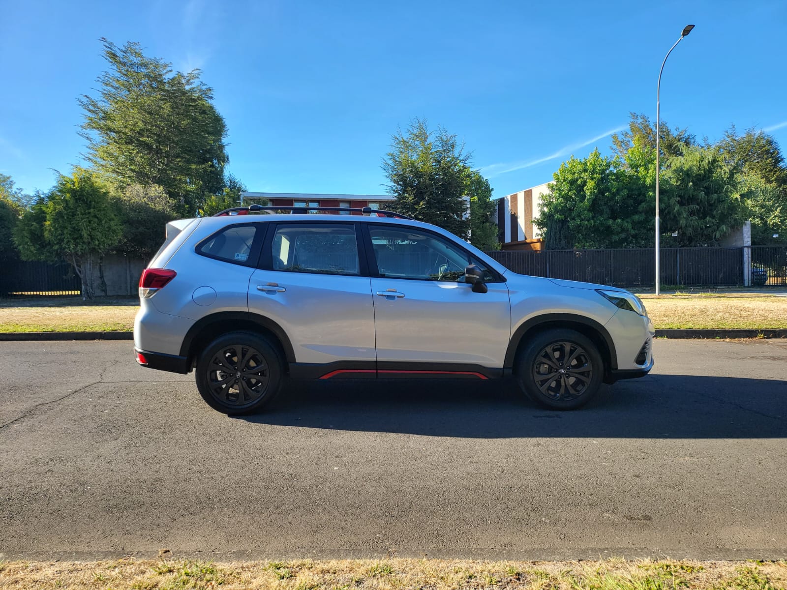 
								SUBARU NEW FORESTER full									