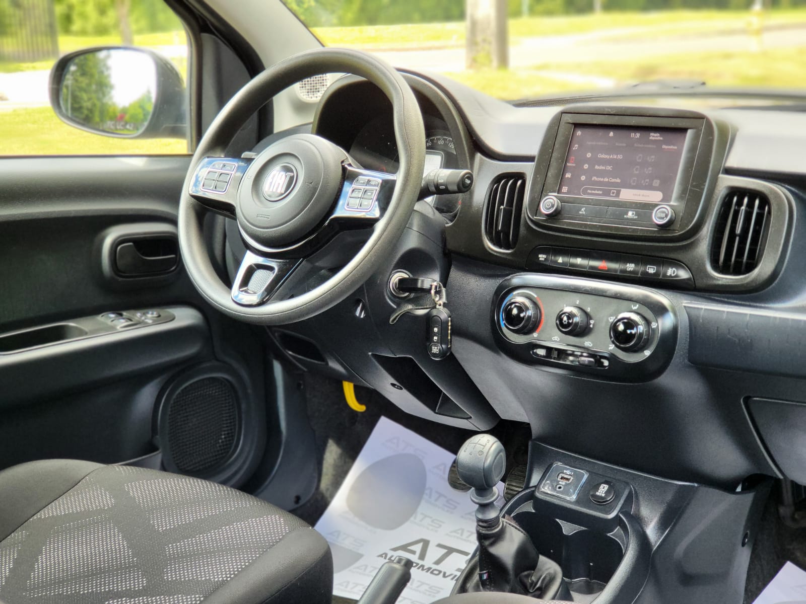 
								Fiat MOBI full									