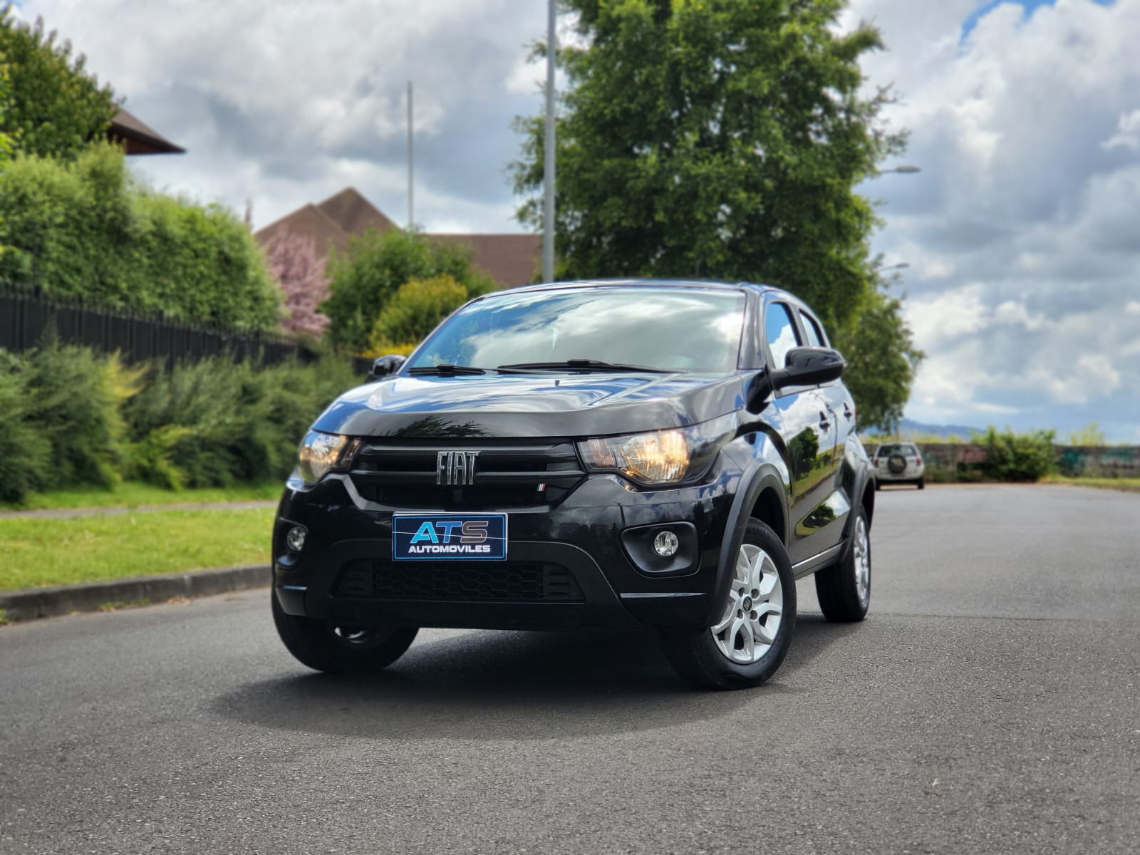 
								Fiat MOBI full									