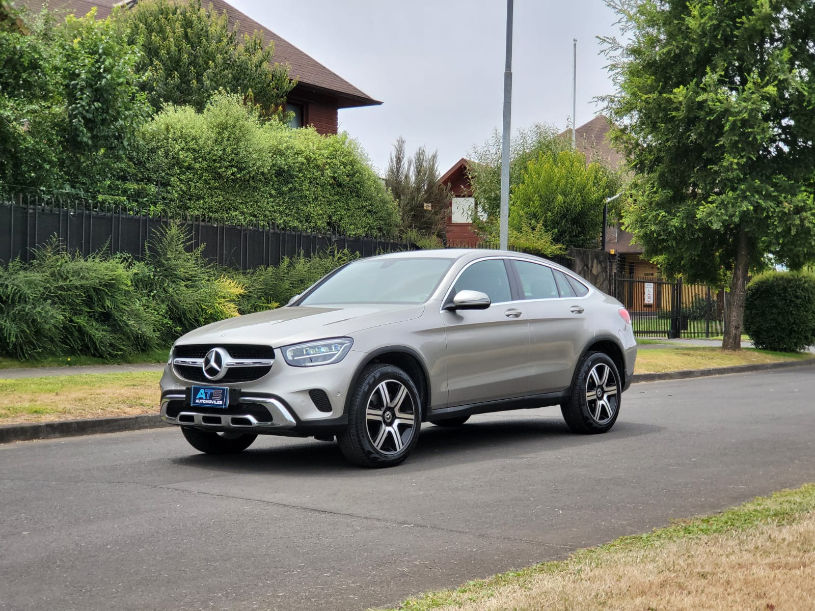 
								Mercedes Benz GLC 220D full									