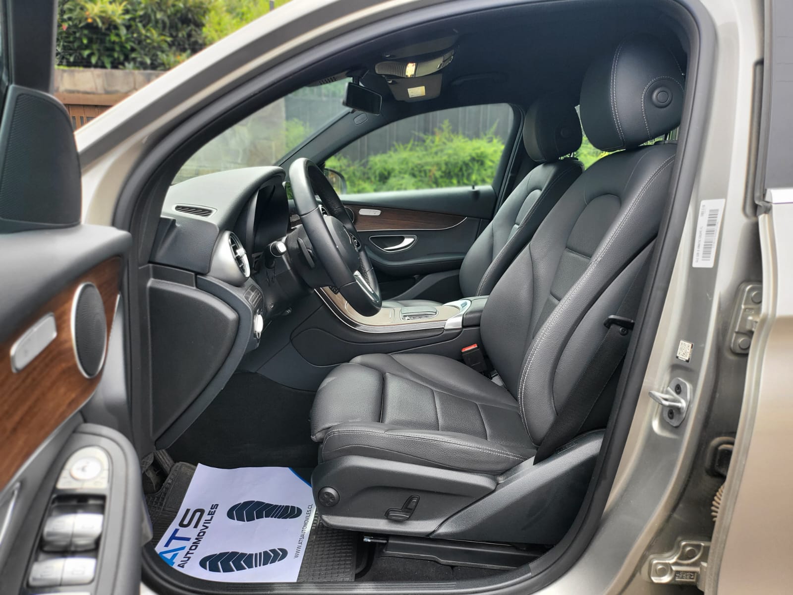 
								Mercedes Benz GLC 220D full									