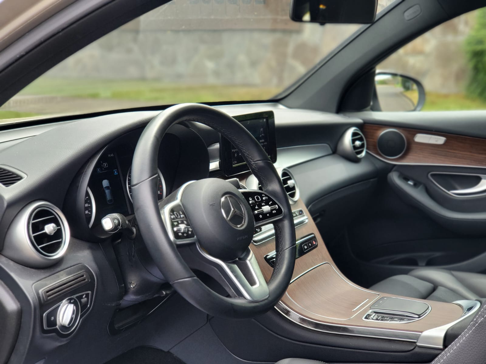 
								Mercedes Benz GLC 220D full									