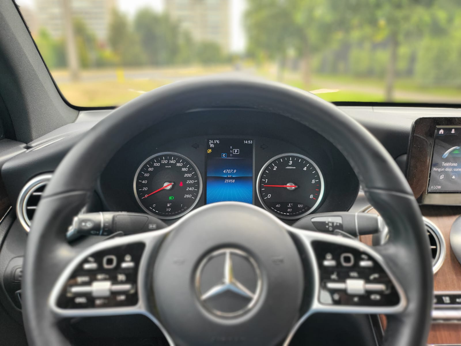 
								Mercedes Benz GLC 220D full									