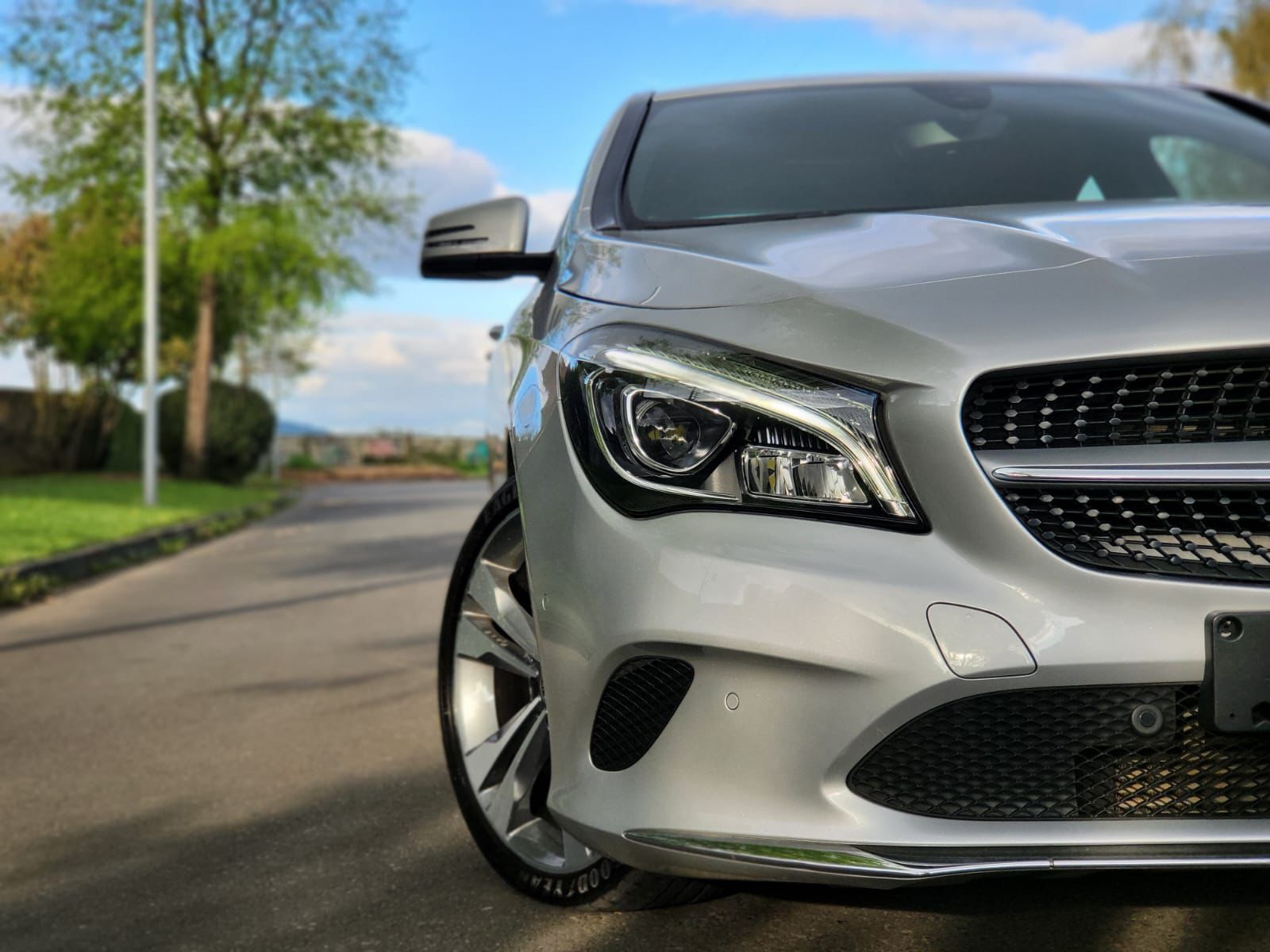
								Mercedes Benz CLA 180 full									