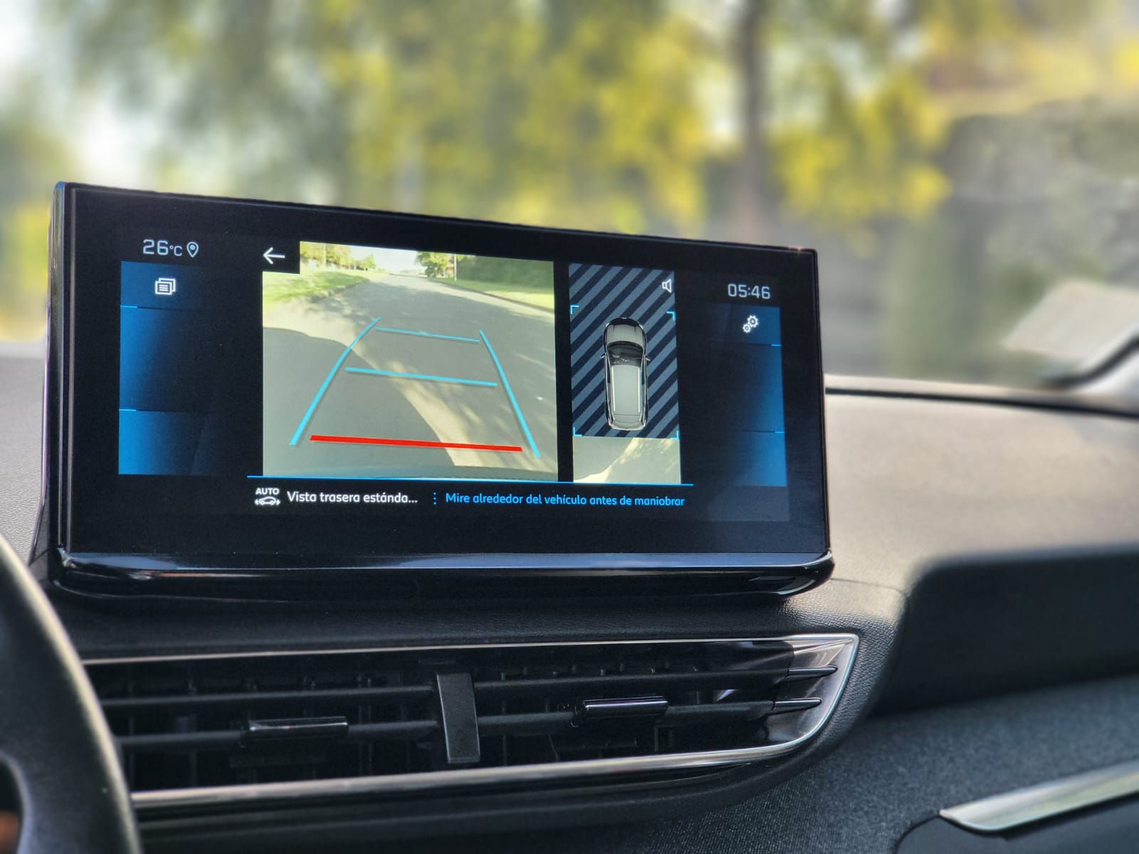 
								Peugeot 3008 full									