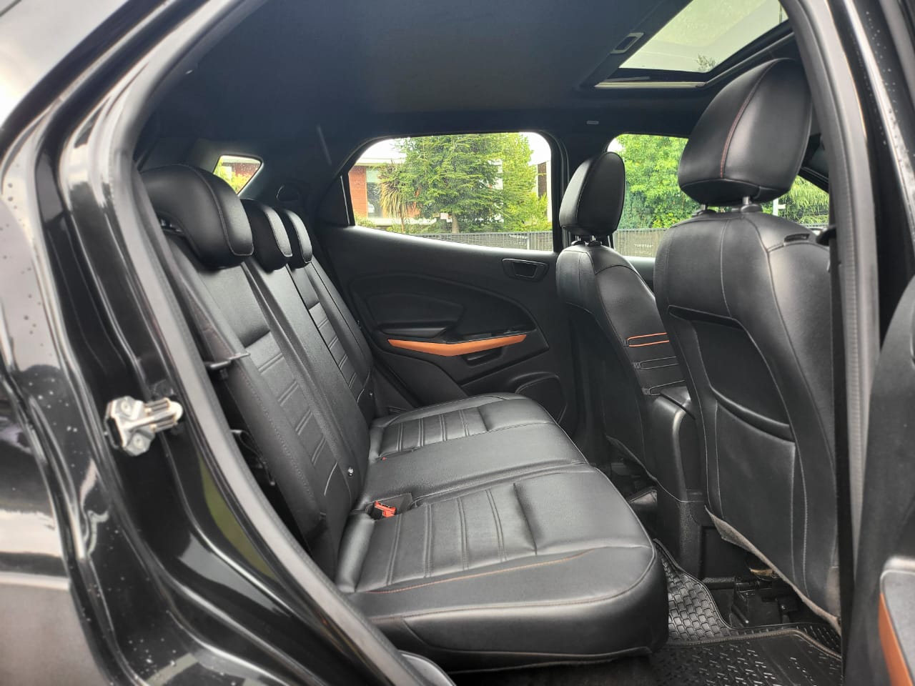 
								Ford ECOSPORT full									