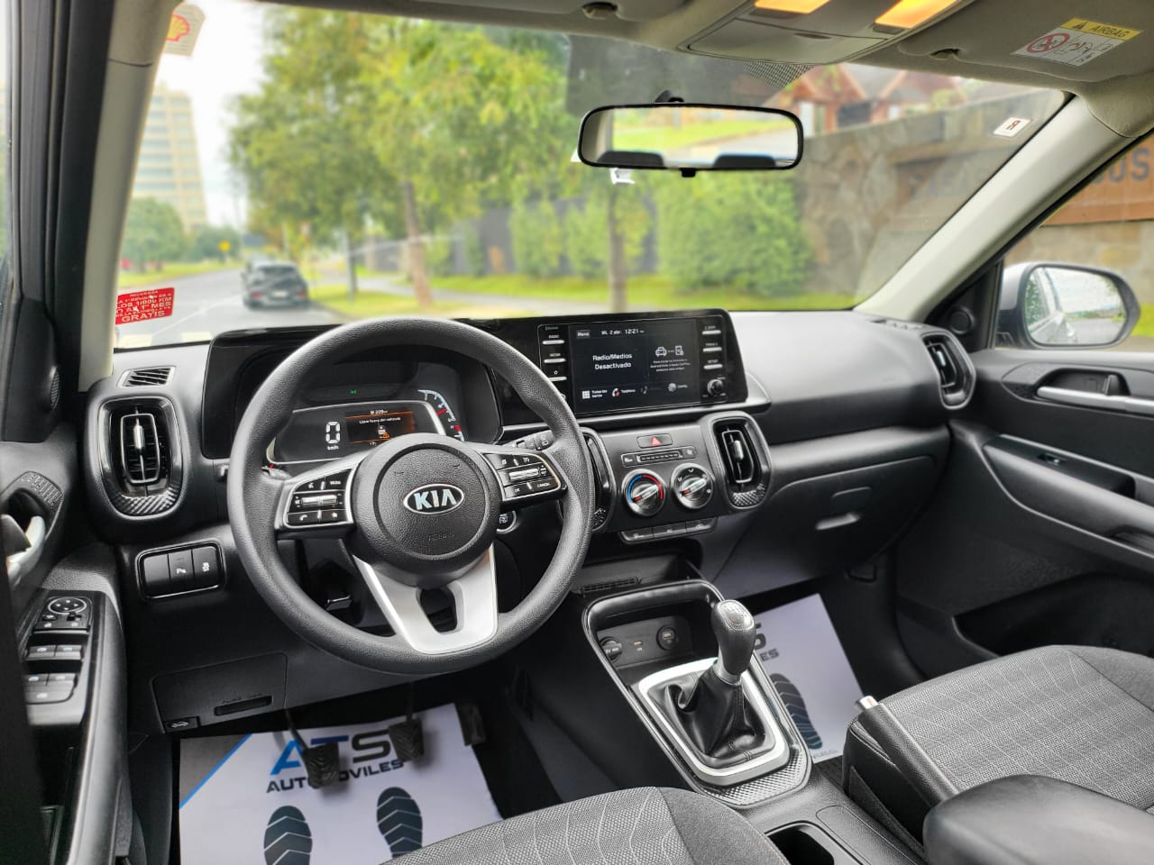 
								Kia Motors SONET full									