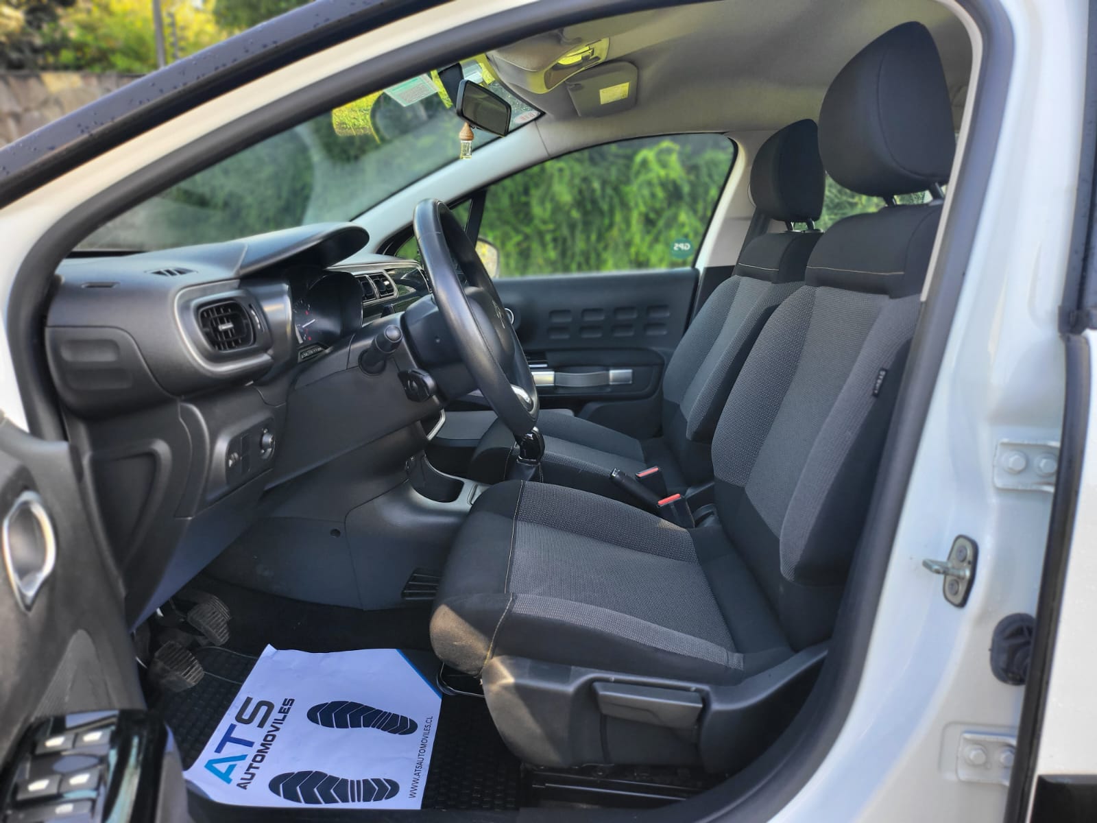 
								CITROEN C3 full									